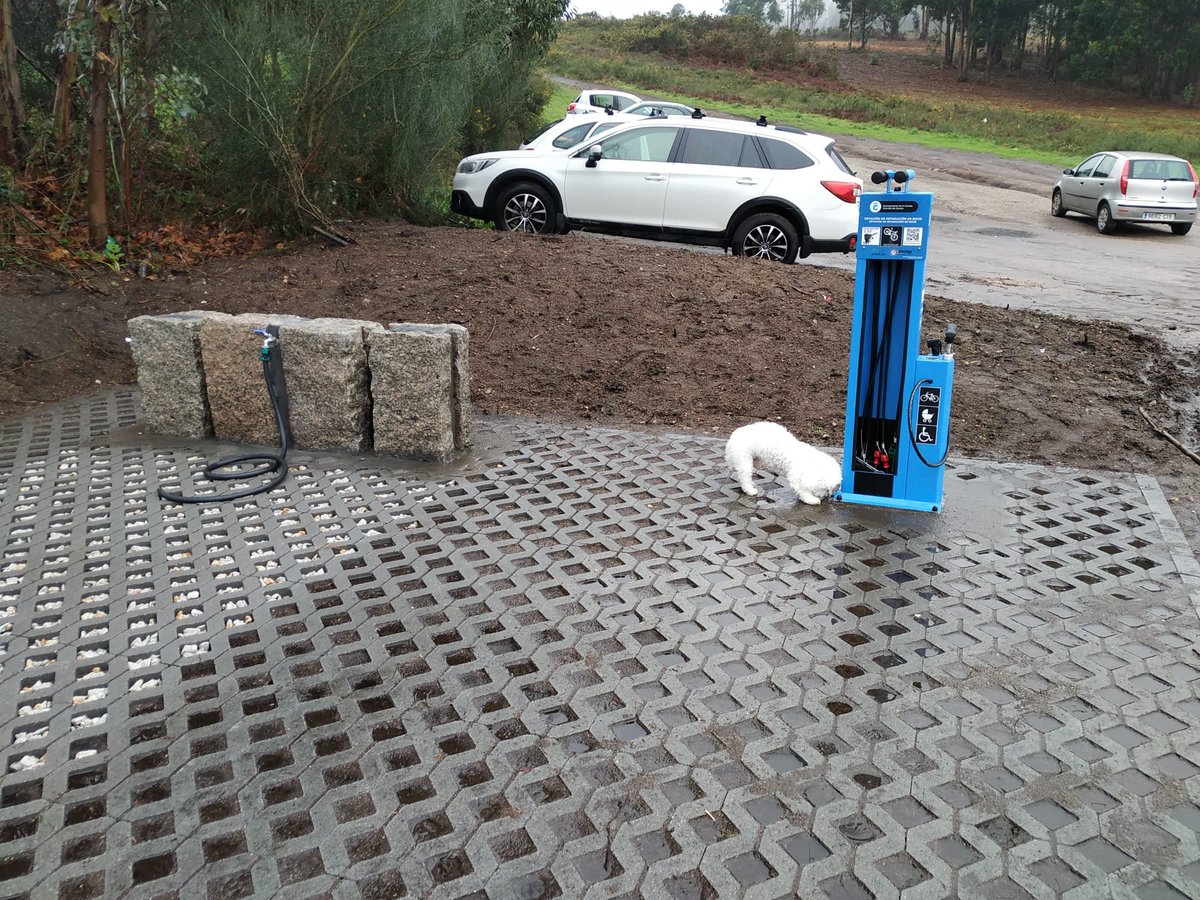 hesgos's tweet photo. @inesreygarcia @ConcelloCoruna @PSOE_Coruna @mareatlantica @PPCoruna estaría ben instalar outro no Parque San Diego.
Creo que tería moito uso e con unha pequena inversión. https://t.co/LsgoHu4ml4