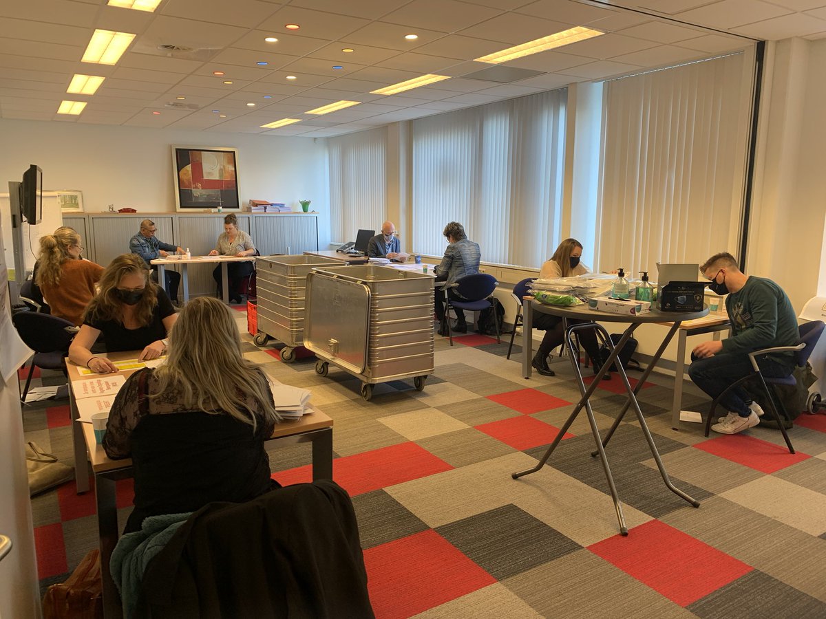 Vanochtend in gem. Midden-Drenthe begonnen met het tellen van de briefstemmers mét nieuwe instructie!!