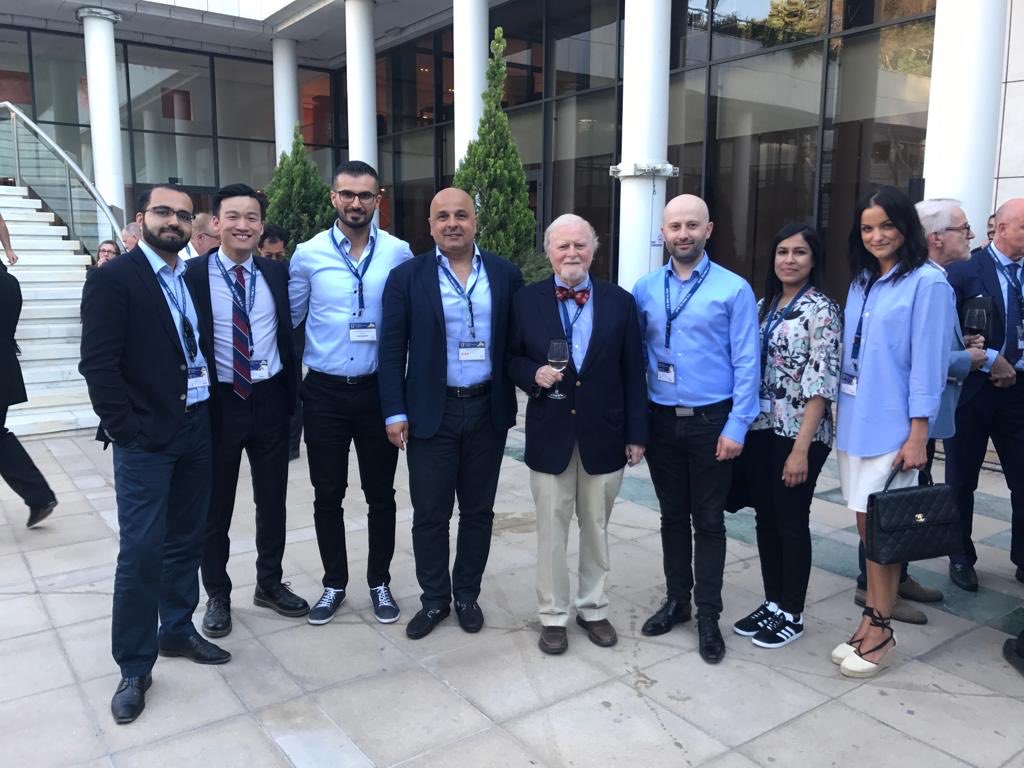 hmru_cph's tweet photo. Missing the good ol’ days, when we could gather in beautiful Athens for #EHF2019 & have the honor of meeting important pioneers such as Prof. Moskowitz🌟 #TeamBlue #meetandgreet #headache #neurology #neuroscience #friends #greece #athens #wanderlust @EHF_Official @MessoudAshina https://t.co/TcRKEpaEm6