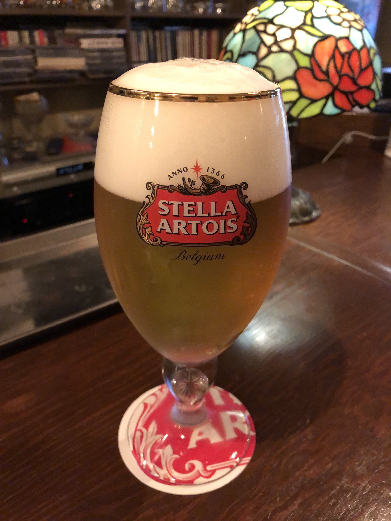 Gibbon 樽生がステラアルトワに入れ代わりました ベルギービール 池袋 一人飲み ギボン Gibbon ステラアルトワ T Co Glnzj1dmqm Twitter