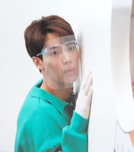 WinEveryHour's tweet photo. pretend you don't see them 🙈 #winmetawin https://t.co/z90Bu9E0It