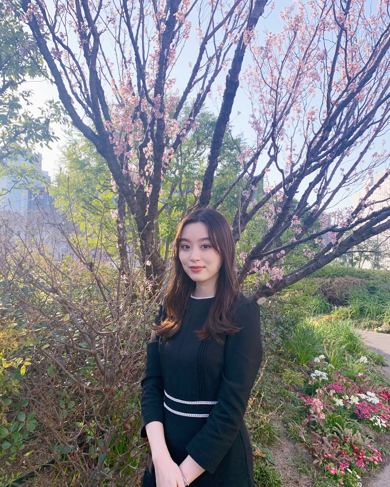 小山内 花凜 大学卒業しました 凄く楽しい4年間でした T Co Ygsswtl0h5 Twitter