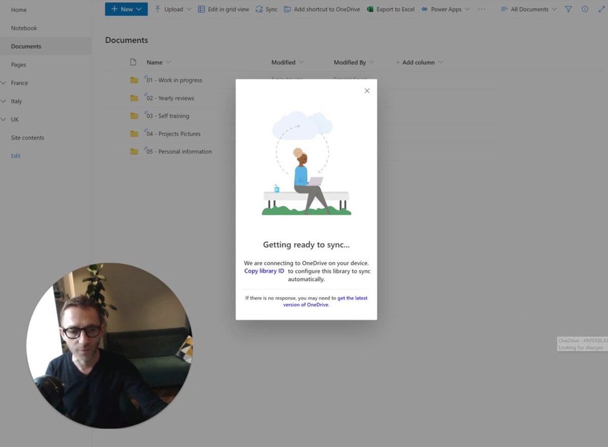 francoissouyri's tweet image. ℹ 2 min. How to continue work on files when my Internet broadband is flaky🎦
#productivity #offlineWork #synchronisation #OneDriveSync
youtu.be/Z7ESrUZjcqk
