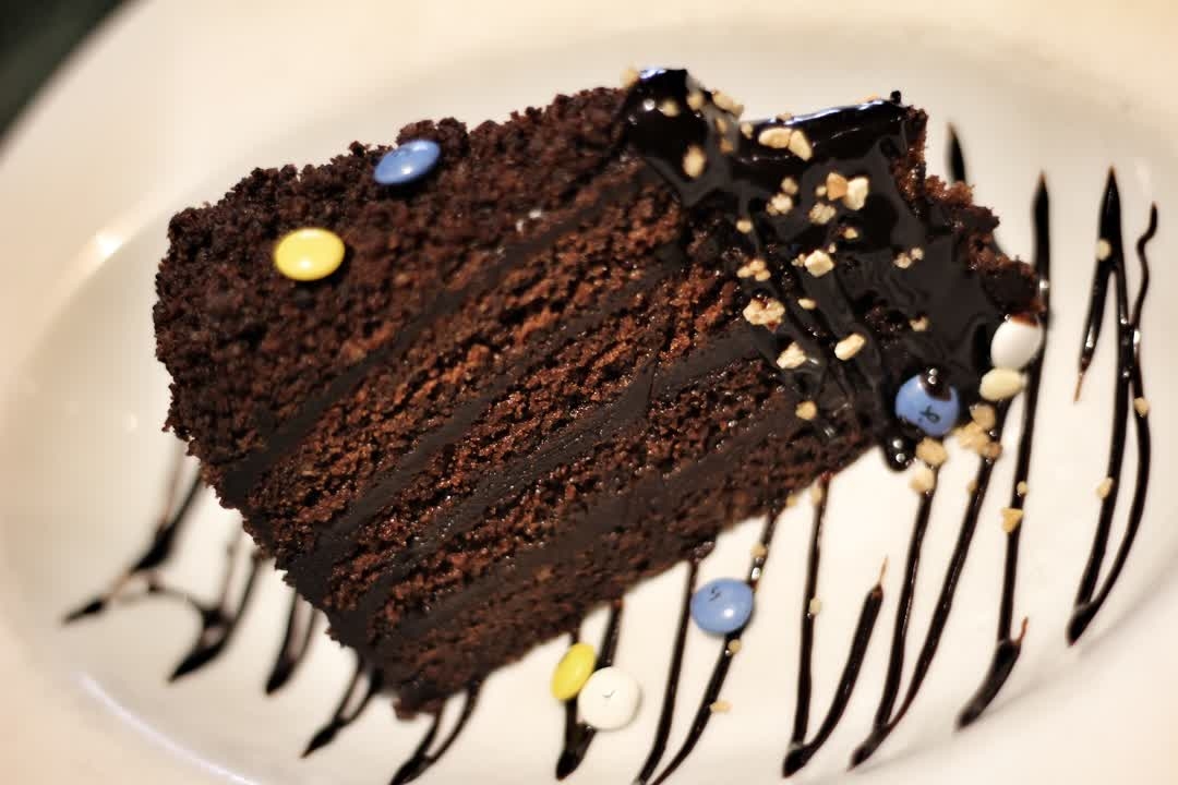 Para ti que amas el chocolate... ❤️❤️❤️

<a href="/LaVidaEnTapas/">La Vida</a> #alameda #Sevillahoy #TDSGastro #TdsActualidad #GastronomiaSevilla #Seville #Cocktails #cafe #tartas #Lugares #GiganteBar #SameSameButDifferent