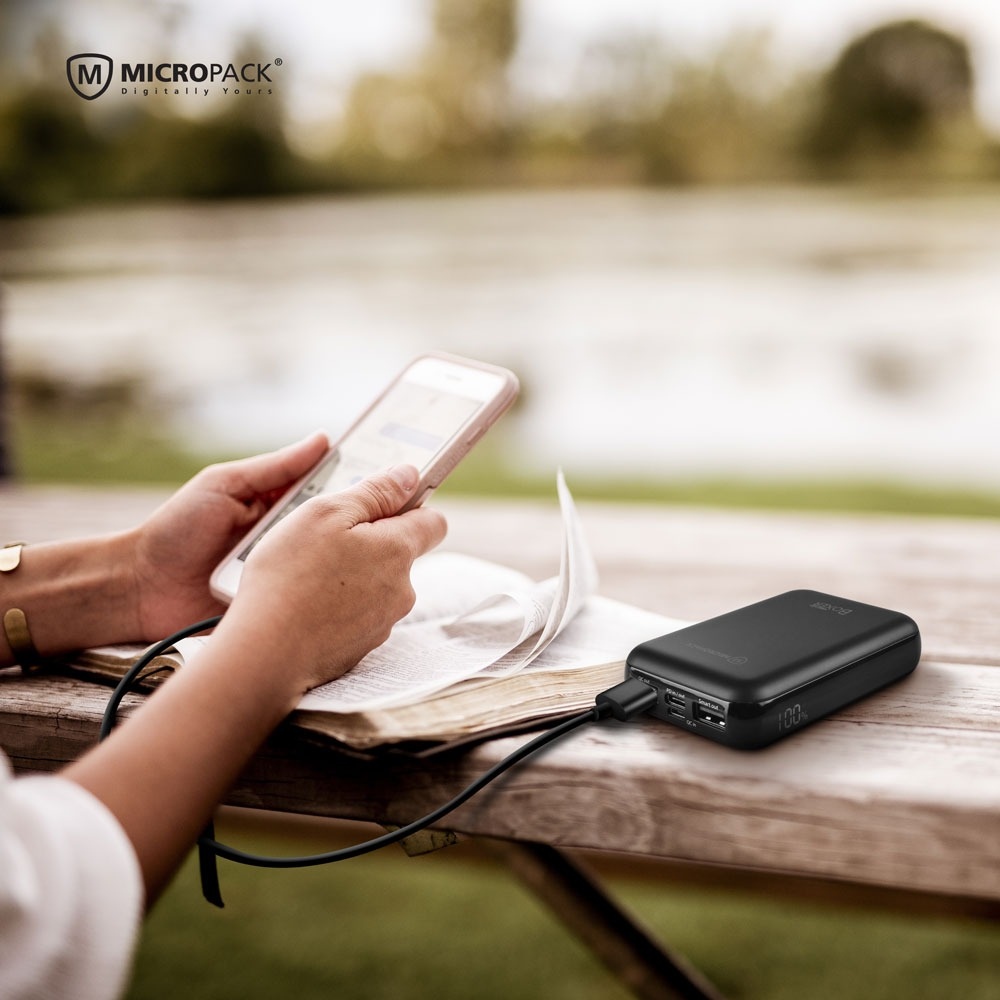 MicroPackID's tweet image. Dimanapun kamu berada jangan sampai kehabisan gaya gara-gara gadgetmu kehabisan daya!

#Micropack #Microfans #QualityBeyondLimit #DigitallyYours #PowerBank #Charger #Android #Iphone #Samsung #Oppo #Xiaomi #Vivo #Nokia #QuickCharge #Gadget #Lifestyle #Technology #HiTech #Boxer