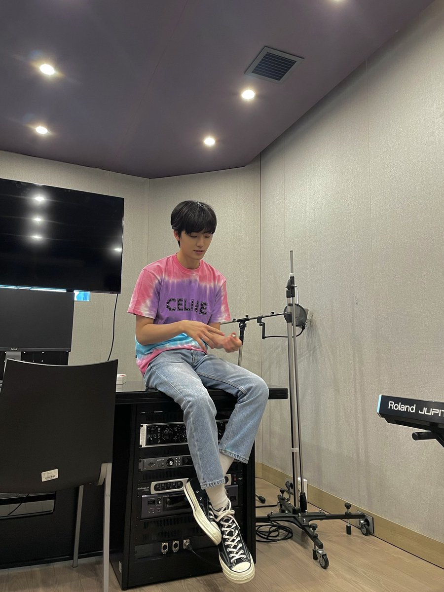 뿅 tweet media