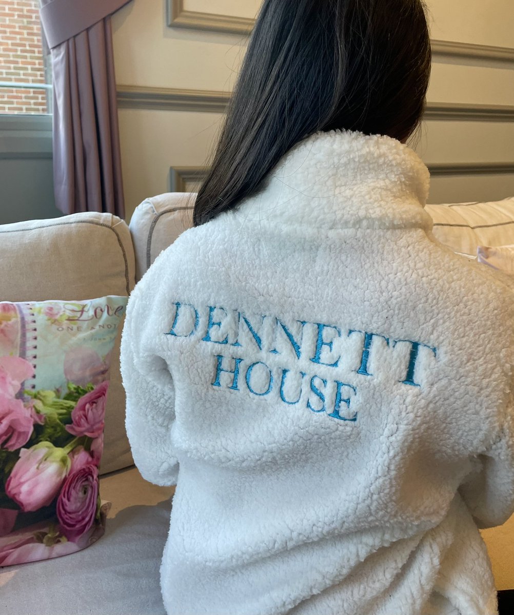 Our Dennett House stash has arrived! The girls were super excited to receive their Sherpa fleece jumpers yesterday 🤍☁️ #iloveboarding