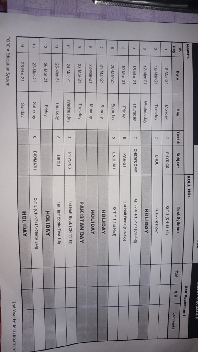 itshammadii's tweet photo. @DrMuradPTI 
Sir Academy is still open and conducting physical Exams even they rescheduled the date sheet after the accouncment and they are taking quarter test not send ups or entry test exams as mentioned in the notification. XD https://t.co/96OtT9NFgo