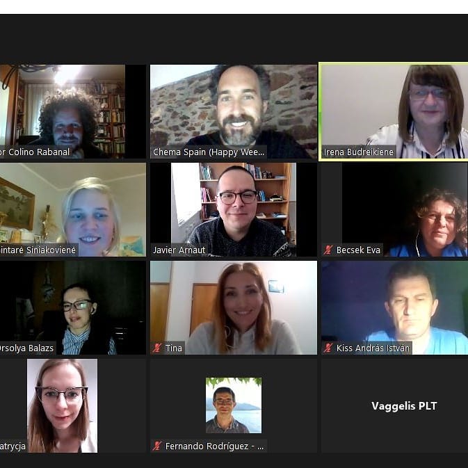 ValuingR's tweet photo. Több mint két órás munka egy péntek délután. Az #Erasmusplus projektünk, Értékeld a természetet, tovább fejlődik. Elismerés a kollégáknak: @valuingnature_esp @valuingnaturero @valuingnaturero @valuingnature_ltu @sepie_gob #greenland #nuuk @iesalistezamora @usal EuropeanCommission https://t.co/JIZ234XRN7