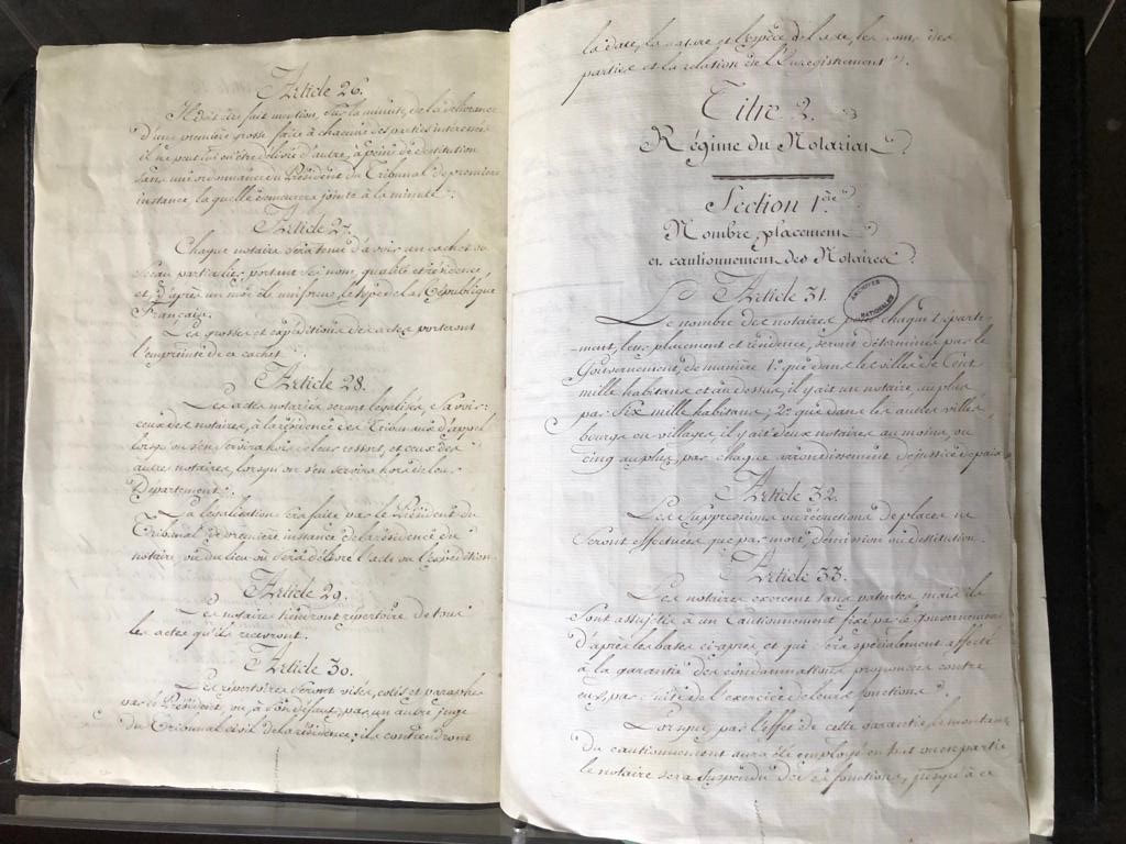 Aujourd'hui, la Loi de Ventôse a 218 ans. Cette loi a été publiée par #Napoléon Bonaparte, premier consul, le 16 mars 1803 qui, en instaurant le #notariat moderne, a créé l'un des piliers essentiels du #DroitContinental. #notaires #notairesdeFrance