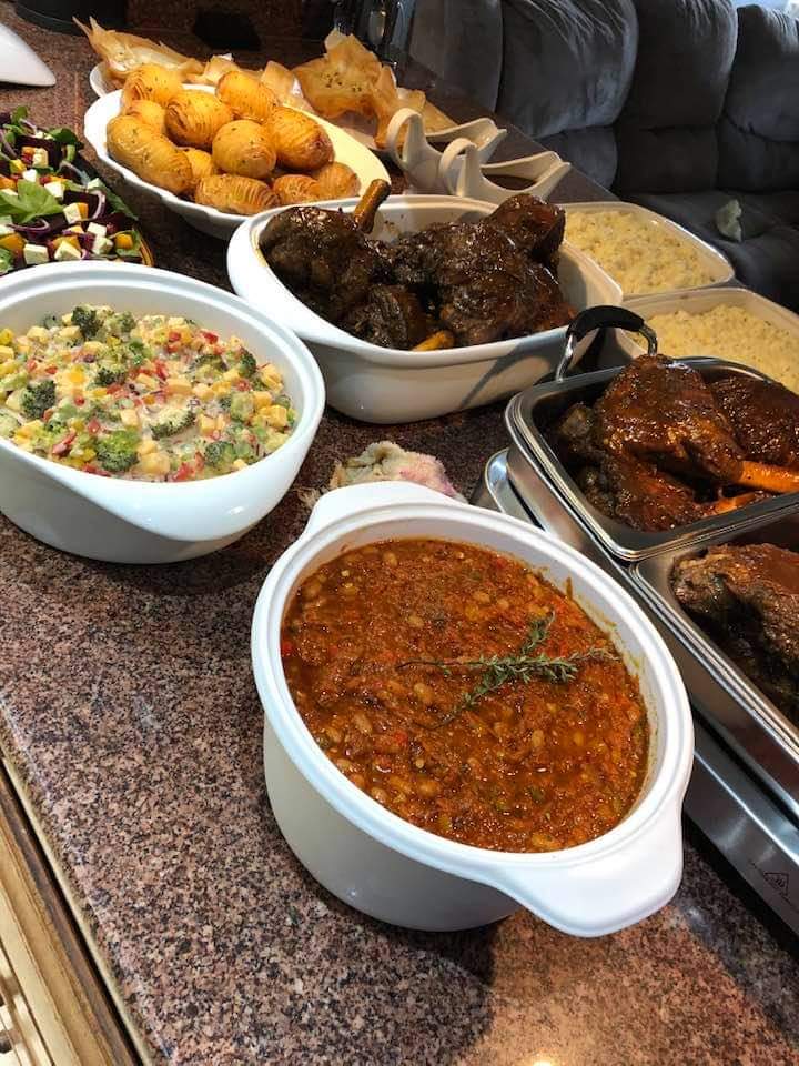 HlahlaFaku's tweet image. #PETwitter ThulisBite it is! 👇