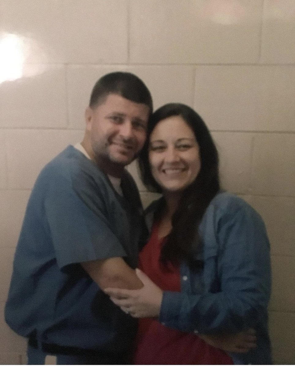MzKitty_10's tweet photo. #freeDale #amendPRR #prisonreform no one should serve 15 years mandatory for a non violent, no weapon felony!! #endmandatorysentencing https://t.co/WEJipvPDZK