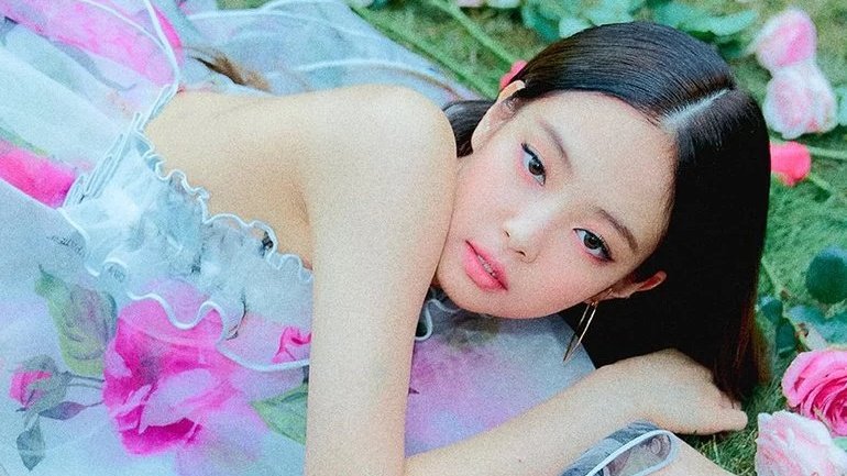 UpdateKGirls's tweet photo. Músicas de debut mais rápidas a ultrapassar 10 MILHÕES de streams no Spotify:

#1. On The Ground (Rosé) 3 dias
#2. SOLO (Jennie) 7d
#3. Monster (Irene&amp;Seulgi) 11d
#4. Black Mamba (aespa) 13d
#5. CROWN (TXT) 15d
#6. DALLA DALLA (ITZY) &amp; Jopping (SuperM) 16d https://t.co/qnDAzQ3qlb
