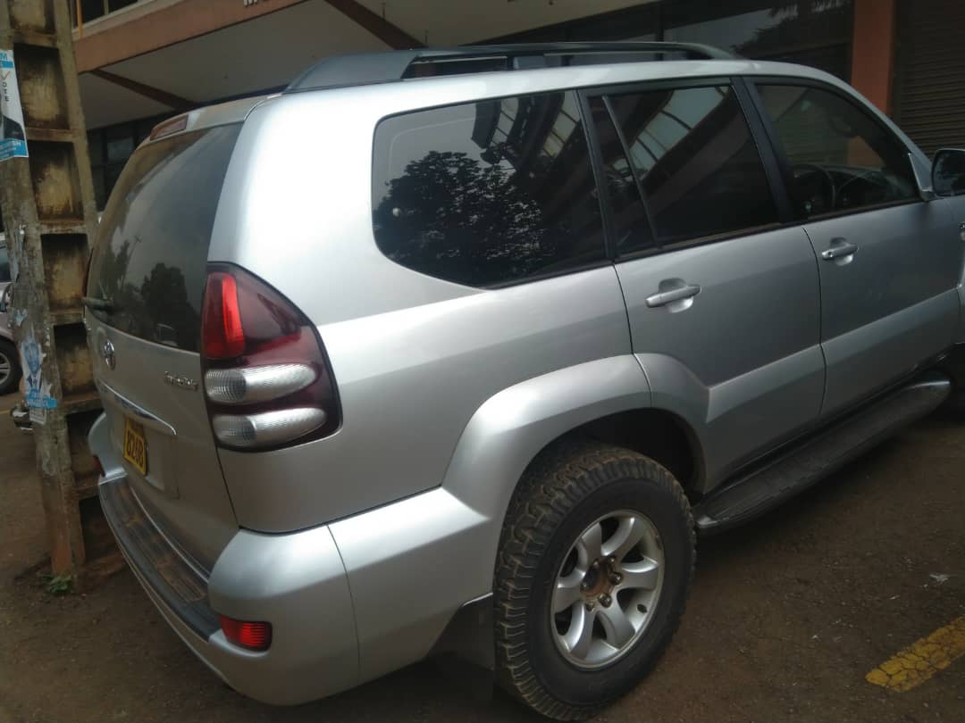 nkoreman01's tweet photo. Toyota Prado TX 2006 model Desiel Automatic  transmission UBH 
Help me retweet my customer could be on your timeline 
🙏🏾🙏🏾🤗🤗 
Thank you....... https://t.co/MNtdiht9a5