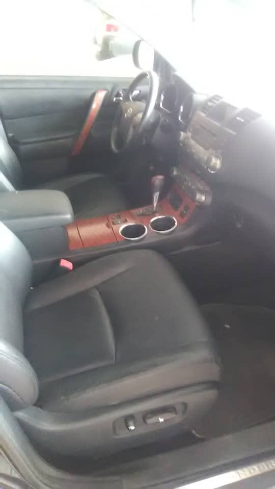 OrcbLimited's tweet image. Highlander Limited 08 model Tokunbo, price: 5.5m but negotiable, if interested call 08180910184