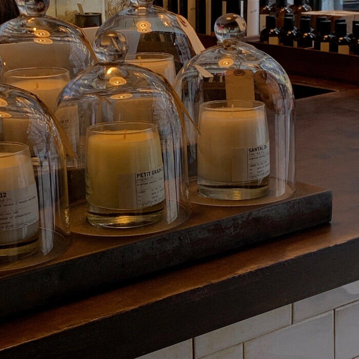 我的社交模式：你找我说话，我就跟你说话，抖机灵，讲段子，好像我们很熟一样，你不找我说话，我就永远沉默。