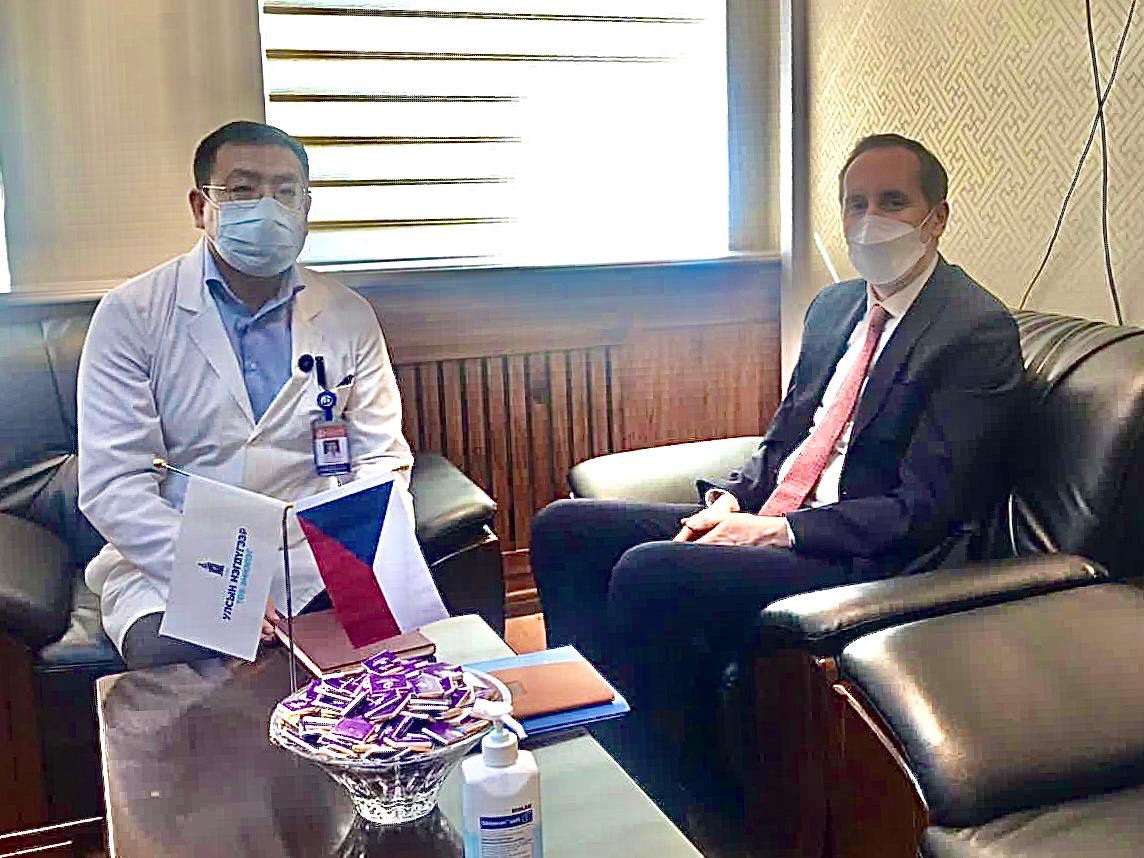 With Batsukh Khishigjargal M.D., alumnus <a href="/CharlesUniPRG/">Charles University</a>, who has become Director of #Firsthospital in #Ulaanbaatar 👏, built by the Czechs in 1971. We discussed its reconstruction and expansion + what #Czechfirms <a href="/avdzp/">AVDZP</a> are offering. I hope they’ll come to Mongolia this year.