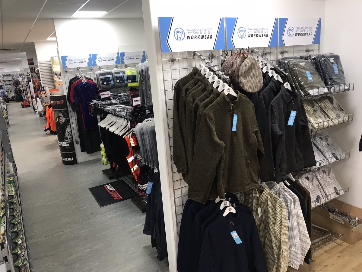 Really pleased with the new <a href="/TuffStuff_UK/">TUFFSTUFF WORKWEAR</a> display in Ely <a href="/PecksAgritrac/">Pecks - Agritrac</a> Thanks for your support!