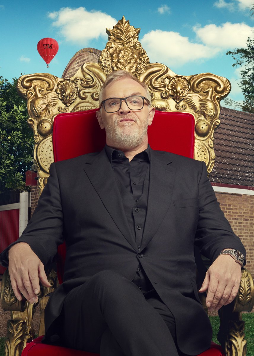 4Viewers's tweet photo. Sound the alarm! #Taskmasker is back and this series sees @Charitchie (Charlotte Ritchie), @JamaliMaddix, @LeeMack, @MrMikeWozniak and @Sarah_Kendall face Taskmaster @GDavies and his little assistant @AlexHorne tonight at 9pm on @Channel4 https://t.co/vDKDO4chZD
