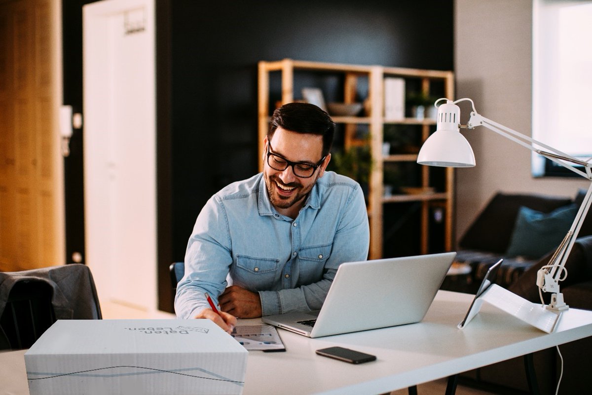 @dagvandethuiswerker Thuiswerkers kunnen vertrouwelijke documenten laten vernietigen met de Reisswolf At. Home. Box. bit.ly/3rW9uy3