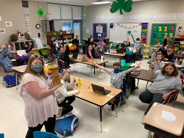 MVES Learning Commons (@mvescommons) on Twitter photo Congratulations to @MrsHarper3rd for winning the first annual MVES Golden Musher Award! Her class chose <a href="/DallasSeavey/">Dallas Seavey</a> to follow & support during <a href="/The_Iditarod/">The Iditarod</a> & he won his 5th title yesterday! Now the students have to finish their reading to match his miles! <a href="/MVESGainesville/">Mt. Vernon Exploratory School</a> Congratulations to @MrsHarper3rd for winning the first annual MVES Golden Musher Award! Her class chose <a href="/DallasSeavey/">Dallas Seavey</a> to follow & support during <a href="/The_Iditarod/">The Iditarod</a> & he won his 5th title yesterday! Now the students have to finish their reading to match his miles! <a href="/MVESGainesville/">Mt. Vernon Exploratory School</a>