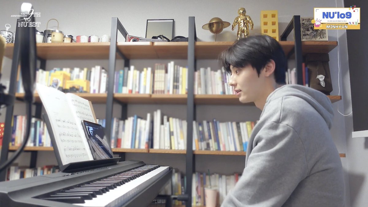 ชอบความมินฮยอนจัง มีทุกอย่างเยอะมากแต่ทุกอย่างก็ถูกจัดวางอย่างเป็นระเบียบ หล่อ รวย ไม่อะไรกับใคร ทำความสะอาดบ้านไปวันๆ