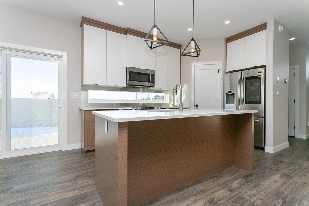 LarkaunHomes's tweet photo. Flashback to this custom home our clients had the vision for. Our team took that vision and brought to life. #BuildingValueForLife https://t.co/fq8hoY34Wo