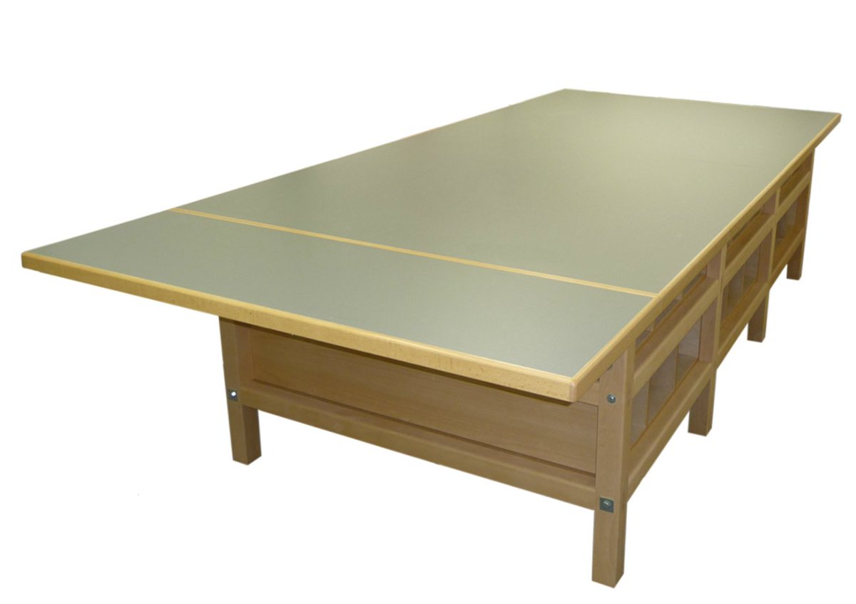 EmirAshford's tweet image. Our cutting tables are solid beech, made in the UK and are fully customisable. Email info@emir.co.uk for more info

#fashion #patterncutting #cuttingtable #costumedesign #emirashford #bespokeworkbench #handmade #madeinbritain #designandtechnology #design #fashiondesign