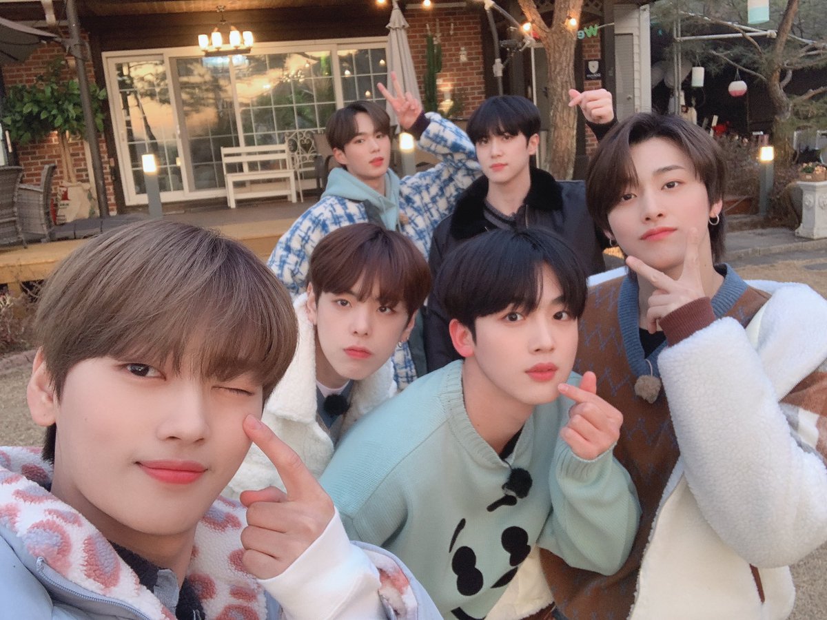 위아이(WEi)_OFFICIAL tweet media