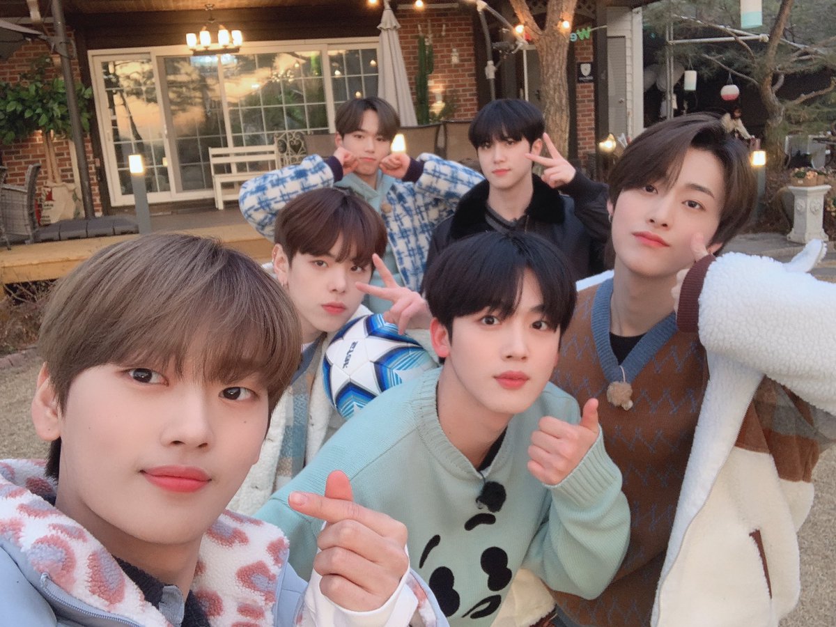 위아이(WEi)_OFFICIAL tweet media