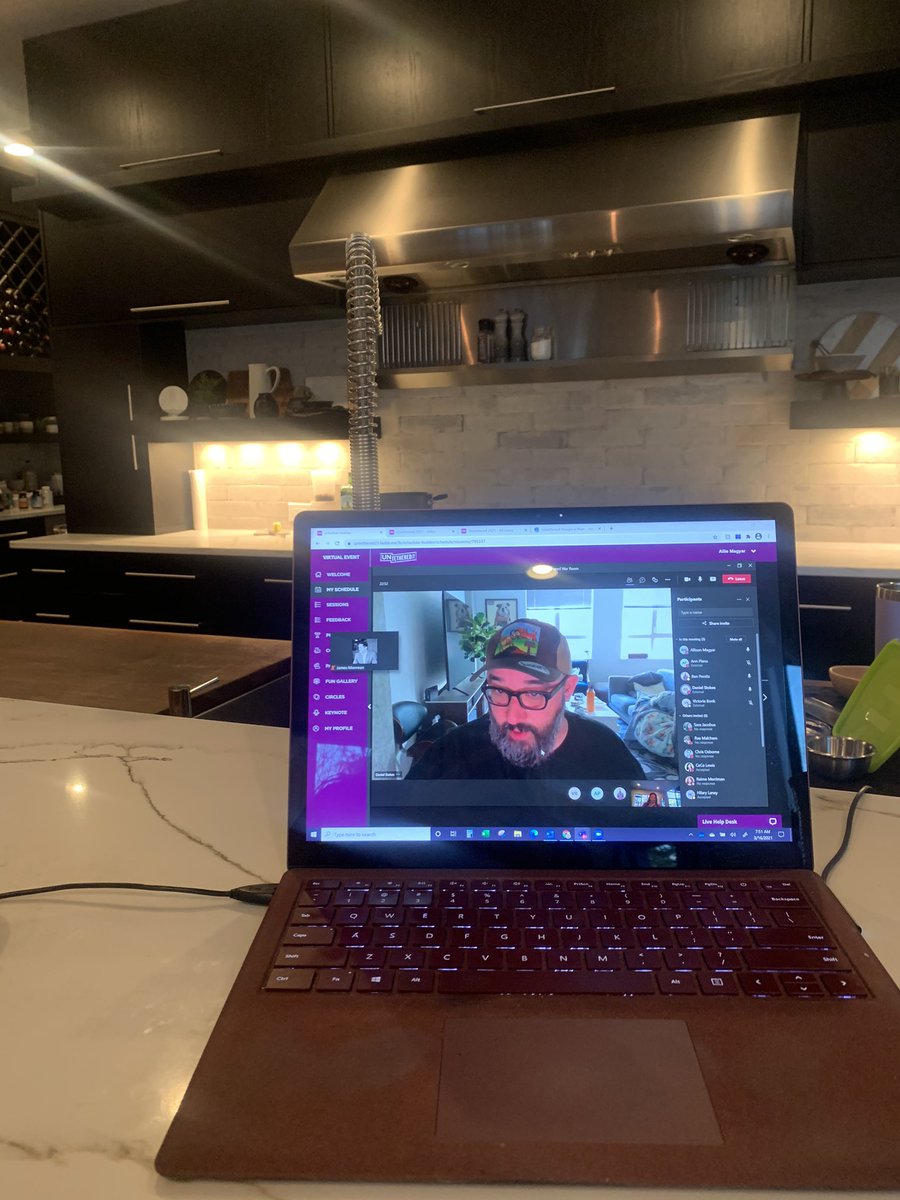 Showsite looks a bit different these days but I’m still digging the adrenaline and now can be in the keynote prep and events war room at the same time thanks to #eventtech!  #eventprof magic 🤣 Only an hour left until we kickoff #untethered21 - join us! Untethered.events