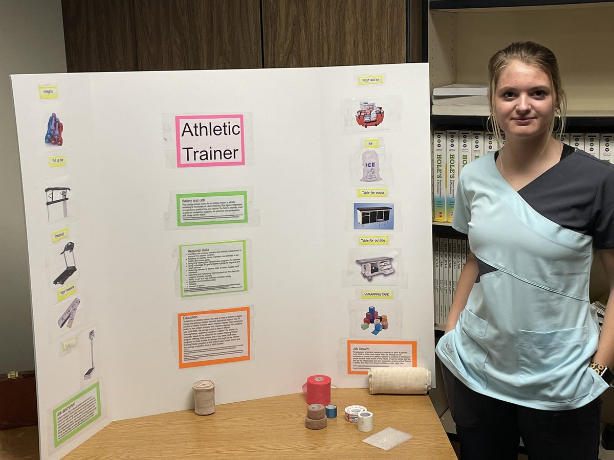 arobinsonSSRAMS's tweet photo. Career presentations. Amazing job students! #seviersdstrong #sshs #introtohealthscience https://t.co/gxM6QchaQe