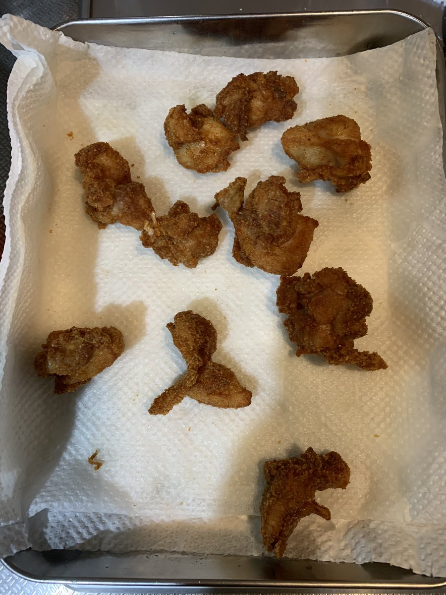 今から揚げ焼いてるけど美味しいそう🤤