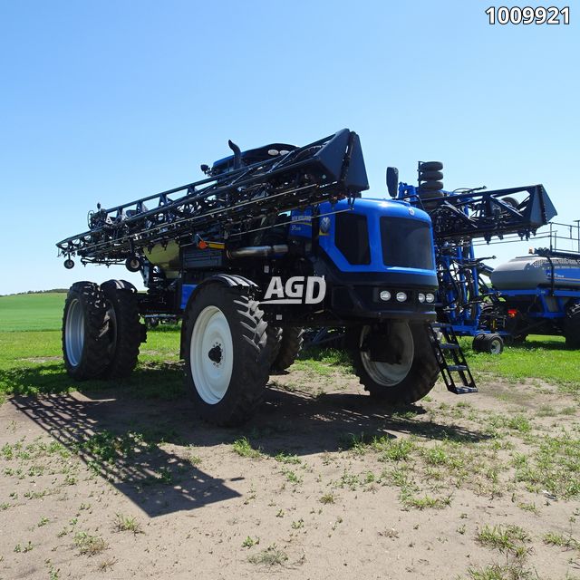 TheAGDealer's tweet image. Used 2017 New Holland SP300R Self Propelled Sprayer: 300 hp, 570 hrs, 1200 gal Stainless, 120-ft, auto boom height/shutoff, duals, triple nozzle bodies, ABJ Nozzles, Tridekon crop dividers, GPS. Located in Linden, AB. $310K. agdealer.com/detail/1009921…