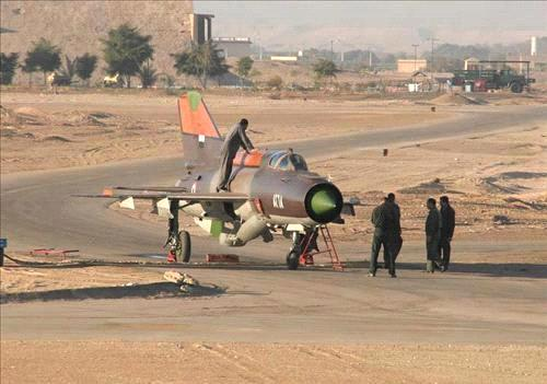 EgyptDefReview's tweet photo. Unlike the navy, the air force has reliably retired obsolete platforms such as the MiG-21 from its inventory with the introduction of new platforms. 

Meaning personnel for new jets can be drawn from existing crews as well as recruit pools. https://t.co/pW2EMBHvZM