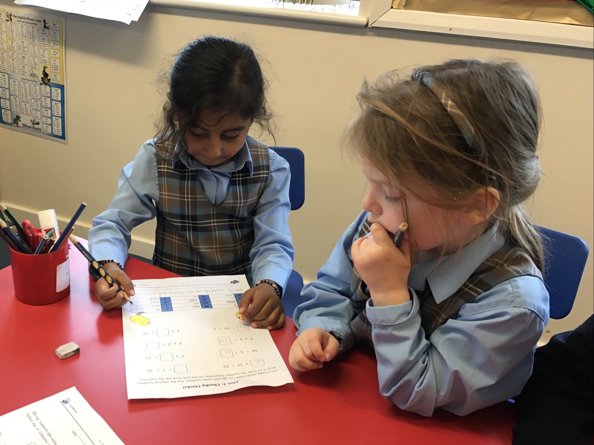 GayhurstJunSch's tweet image. Mrs Williams caused lots of noisy excitement in Year 1 today, by asking them to help her solve the mystery of the smashed Easter eggs! The Year 1 detectives had riddles to solve and maths clues to work out. @GayhurstSchool #makemathsfun #ELDRIC
