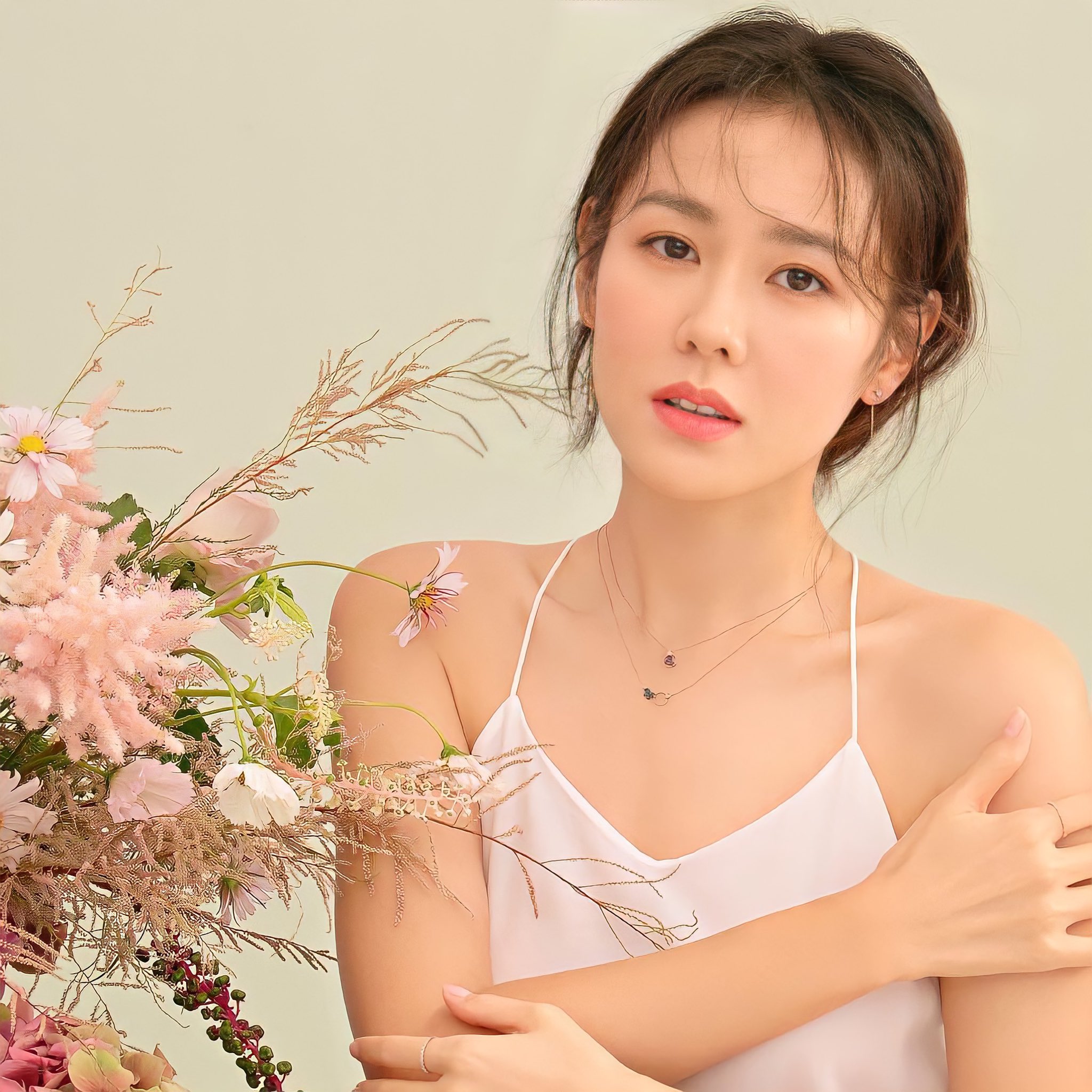 맹 元々尊い画像を高画質にしたらさらに尊さが増し増しになって自分ひとりで楽しむのはもったいないような気がしてきたのでどうぞ皆様お納めください 可愛すぎるのでスマホ落下注意です Sonyejin 손예진 ソンイェジン T Co Uehfnwaiw3