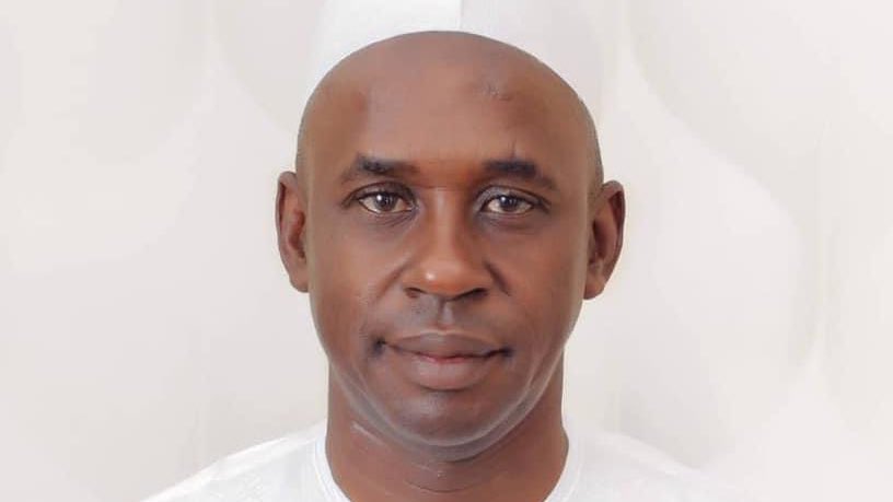 AmnestyNigeria's tweet photo. Amnesty International condemns the unlawful detention and ill-treatment of whistleblower Mahdi Shehu, who has been exposing alleged corruption by Katsina state government; @MBuhari @ProfOsinbajo @MalamiSan @GovernorMasari @PoliceNG https://t.co/HNyan1WScm