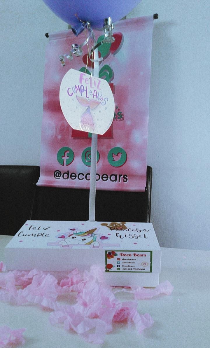 DecoBears's tweet photo. Cajas personalizadas para ti 🦄💓
•
•
•
No importa cual sea el motivo y mucho menos el diseño todo lo haremos para ti 😍
•
#DecoBears #DecoAdri #HechoAMano #HechoConAmor #CajaExplosiva #CajasSorpresa #CajaPersonalizada #SanCristóbal #Táchira https://t.co/9Ea0n97GCH