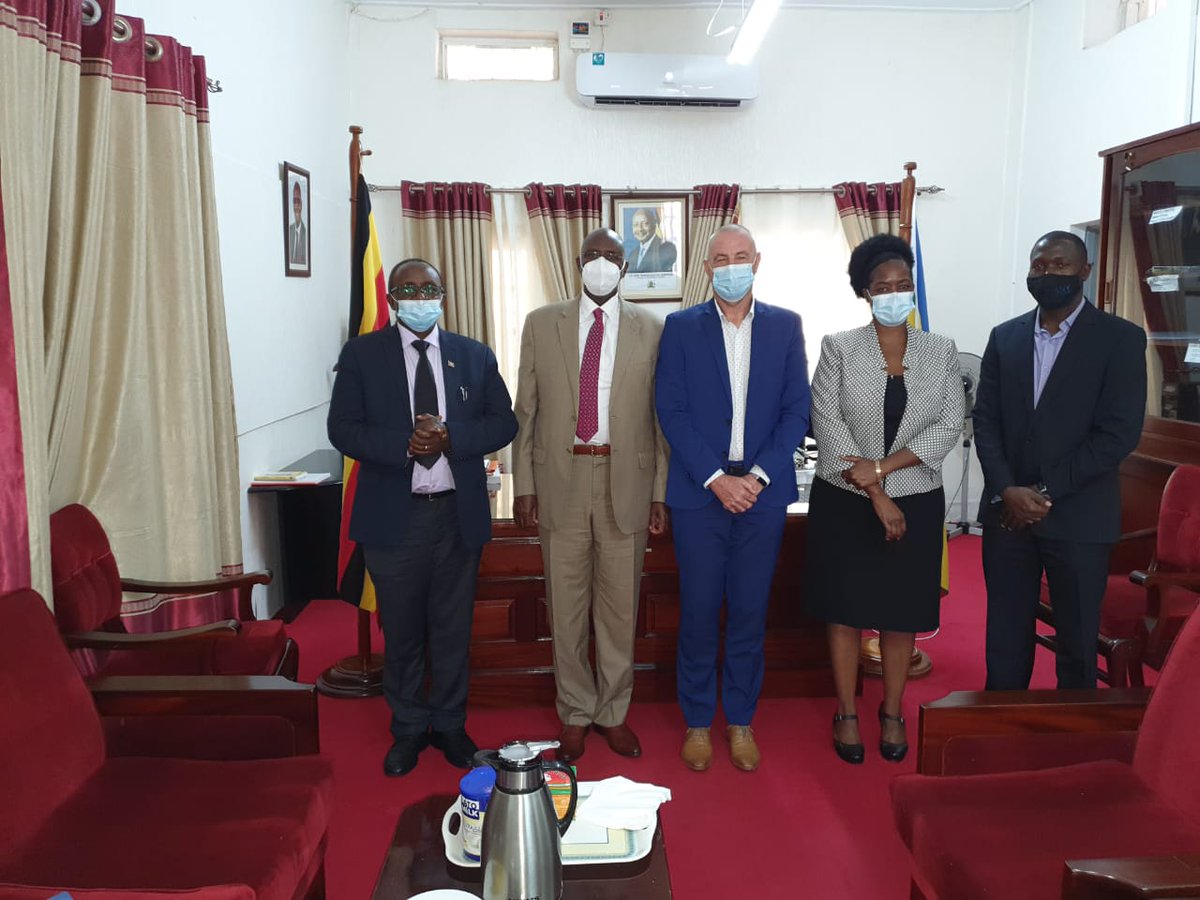 <a href="/SNVworld/">SNV - find us on Bluesky as snv.org</a> @SNV_AGRI #SNV #ManagingDirectorAgriculture <a href="/JagerAdriaan/">Adriaan de Jager</a> together with #ExecutiveDirector #DairyDevelopmentAuthority paid a courtesy call on the #MinisterofStateforAnimalIndustry Hon. #BrightRwamirama a key partner for #SNVUganda <a href="/PhomoloMM/">Phomolo Maphosa</a>