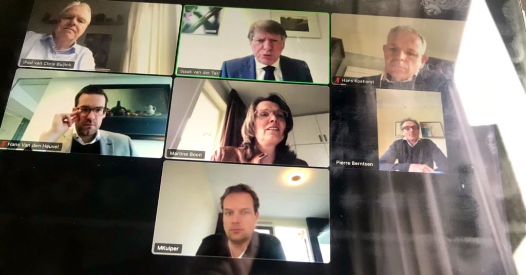 Goed om online + <a href="/boon_martine/">Martine Boon</a> <a href="/Rabobank/">Rabobank</a>, <a href="/pierreberntsen/">Pierre Berntsen</a> <a href="/ABNAMRO/">ABN AMRO</a> &amp; <a href="/michiel_kuiper/">Michiel Kuiper</a> <a href="/bankensector/">NVB</a> de klokken gelijk te zetten met <a href="/SjaakVanDerTak/">Sjaak van der Tak</a>, <a href="/HeuvelVdHans/">Hans Van den Heuvel</a> &amp; <a href="/hanskoehorst/">hans koehorst</a> <a href="/LTONederland/">LTO Nederland</a> #partners #agrofinanciering