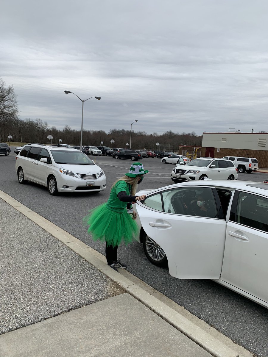 Today’s car loop shenanigans. <a href="/hcpss_nes/">Northfield ES</a>