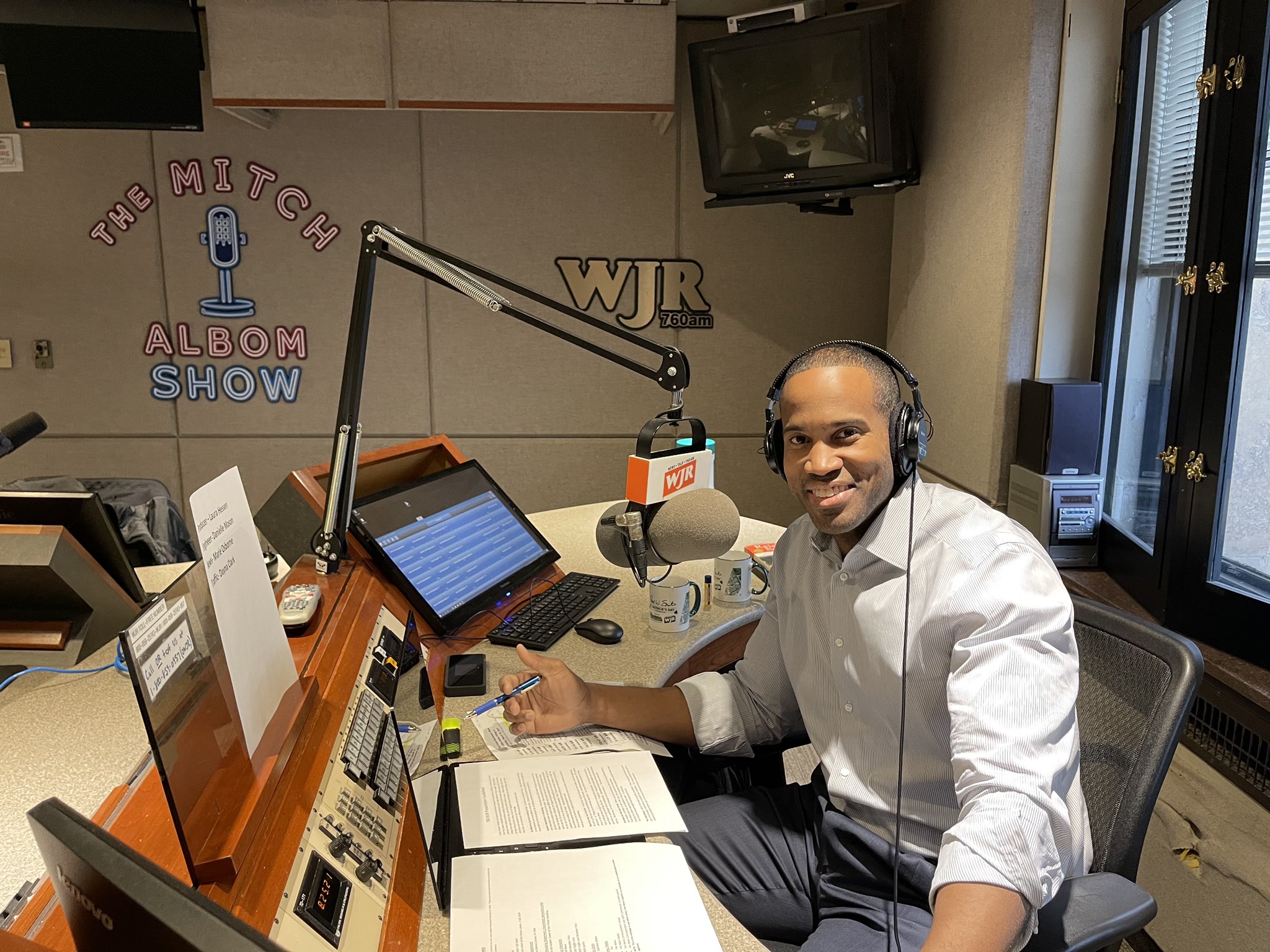 Wjr radio sale