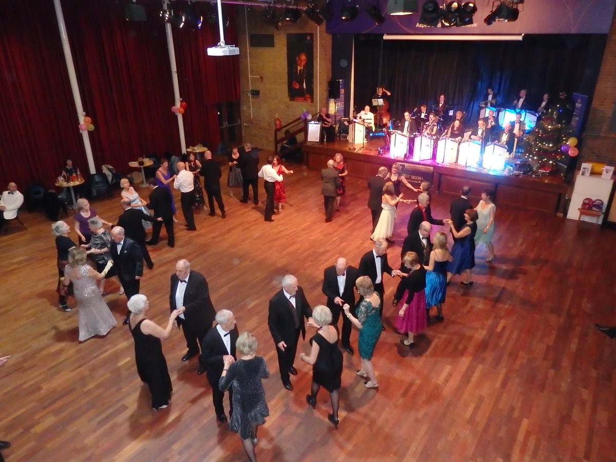lwdance's tweet photo. This week last year, was our last week of f2f classes, 7 the club closed due to the Covid 19 outbreak. We had an amazing 12 year run, of fantastic fun, crazy events &amp; laughter, plus some fab dancing too! https://t.co/Nez7xrzUVF