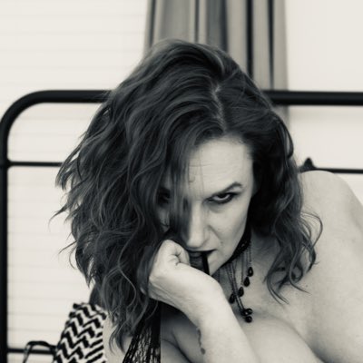 #NewProfilePic https://t.co/PxCsjefrK8<a href="/tag/newprofilepic"class="tags">#NewProfilePic</a>