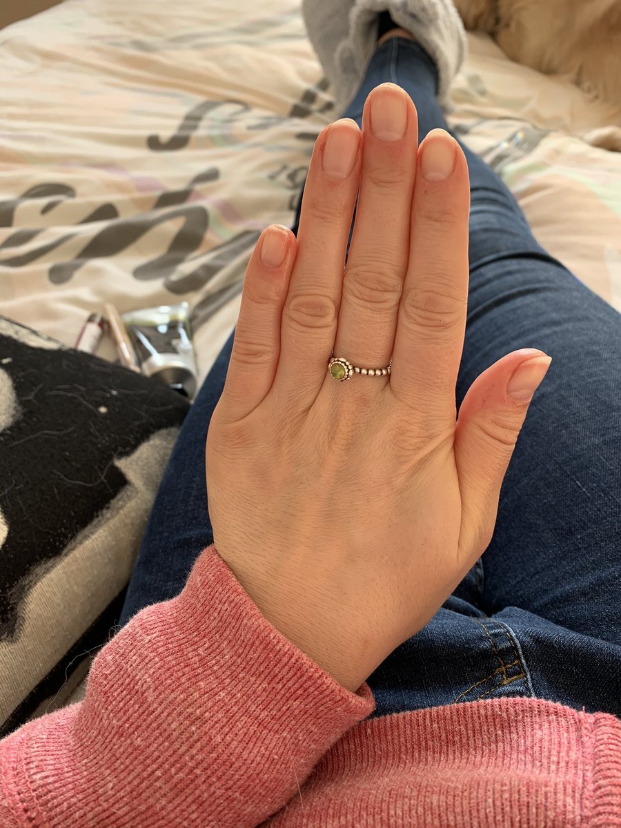 SculptureBio's tweet photo. In between bio sculpture gels my nails remain healthy https://t.co/6YxJ4LM5xL