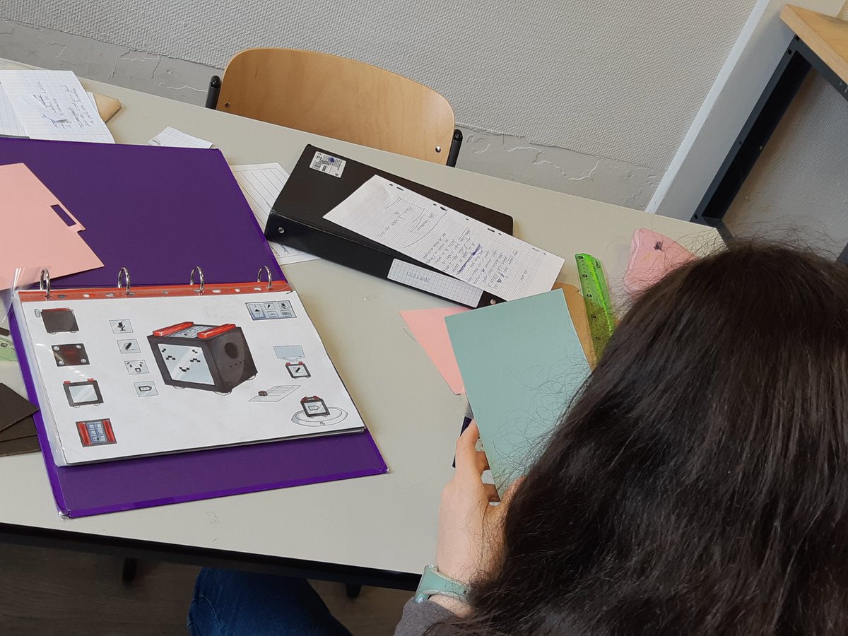 FACE31inclusion's tweet photo. [Education] Retour au @CollgeVauqueli2 avec @esandeyront de @dijinov !👍Merci aux élèves de Mr Galtier pour leur créativité lors de la séance maquettes sur les objets connectés! Prêt-e-s pour le Défi!💡🤖📱 @EducPrio31 @t_costes @L_Blondon @MostafaFourar https://t.co/3s3JzaxuFK