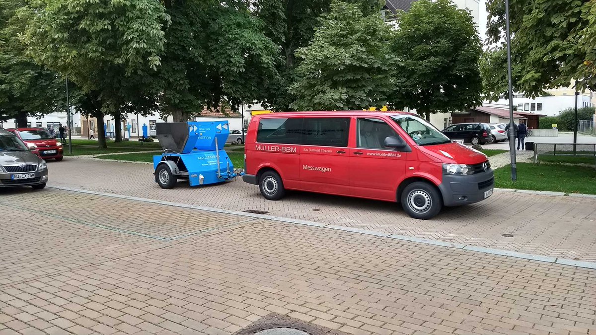 ZI_INT's tweet photo. #Pflasterklinker spielt als #Baustoff vor allem dort eine Rolle, wo hochwertige und architektonisch anspruchsvolle Verkehrsflächen gestaltet werden sollen. Aber welche akustischen Eigenschaften haben Pflasterklinkerdecken?https://t.co/JuSX3WR7sh #Klinker #Ziegel https://t.co/Cx1kvnBldD