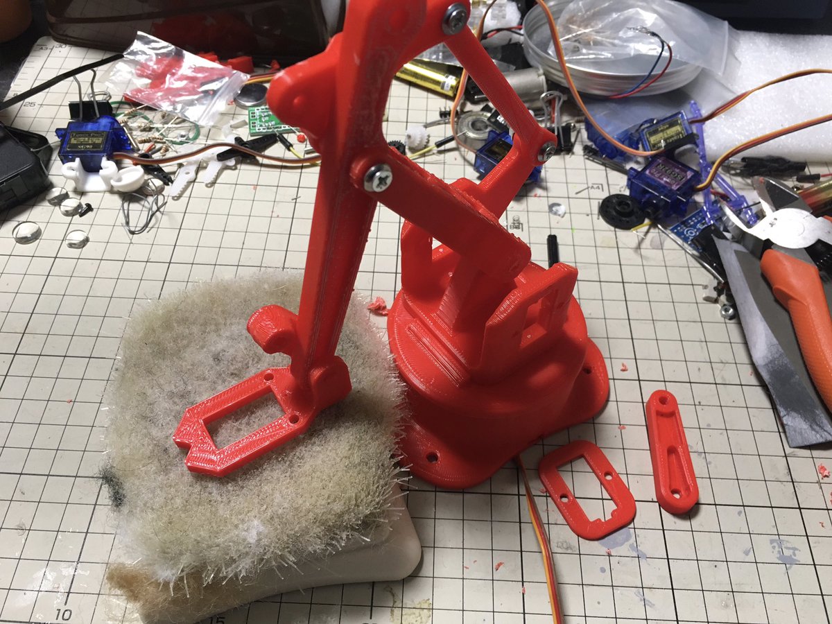 Twoucan ロボットアーム の注目ツイート イラスト マンガ コスプレ モデル