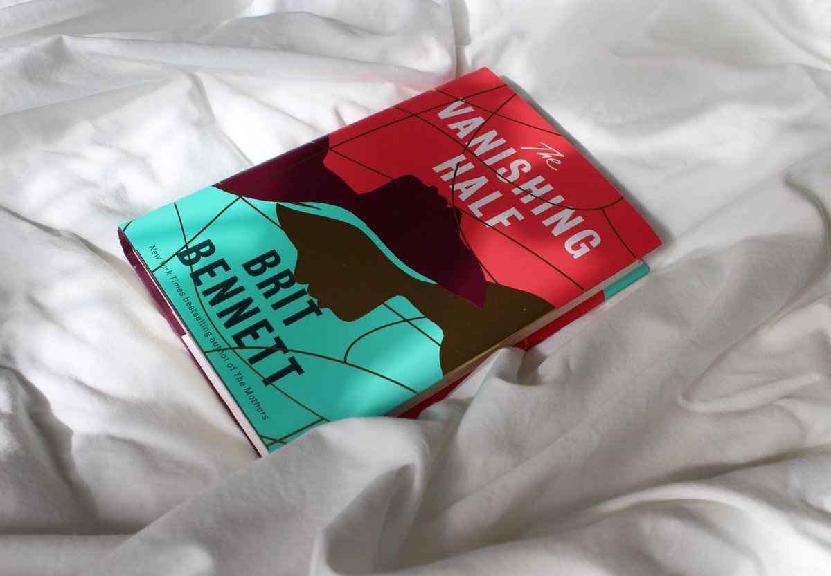 _OurBooks's tweet photo. Fact, #BritBennett is a gifted storyteller. Oh, and this book ticks a lot of boxes for us: intricate plot lines ✔️ complex family relationships ✔️ wonderfully detailed settings ✔️ thoughtfully and beautifully written ✔️ 
#TheVanishingHalf https://t.co/OtMWYM9qK6